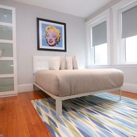 A Stylish Stay W/ A Queen Bed, Heated Floors.. #21 Brookline Exterior foto
